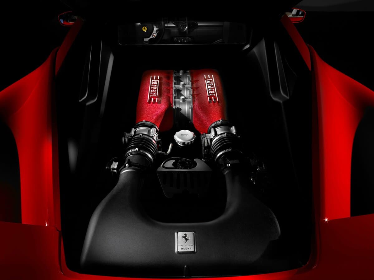 Ferrari 458 2009 – 2015 — Salon, arxadan