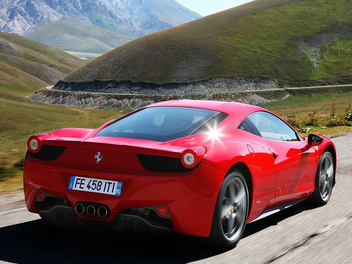 Ferrari 458 2009 – 2015 — 3/4 arxadan