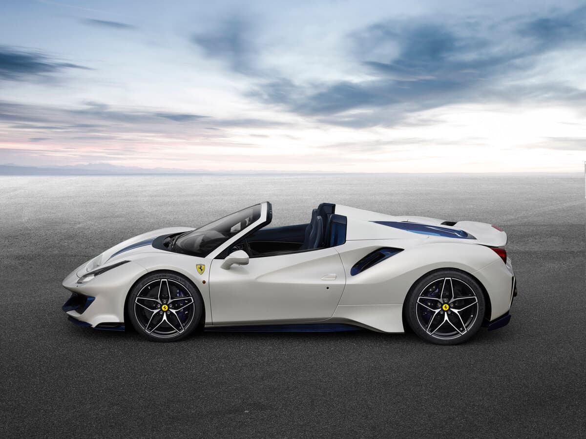 Ferrari 488 2015 – 2019 — Yandan