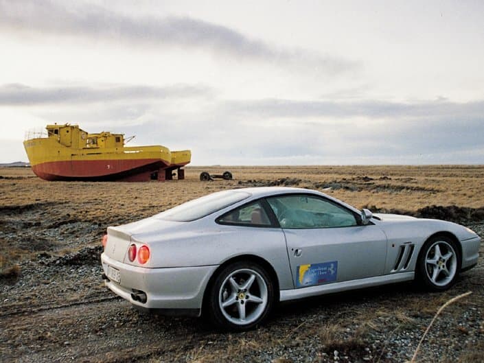 Ferrari 550 1996 – 2001 — 3/4 arxadan
