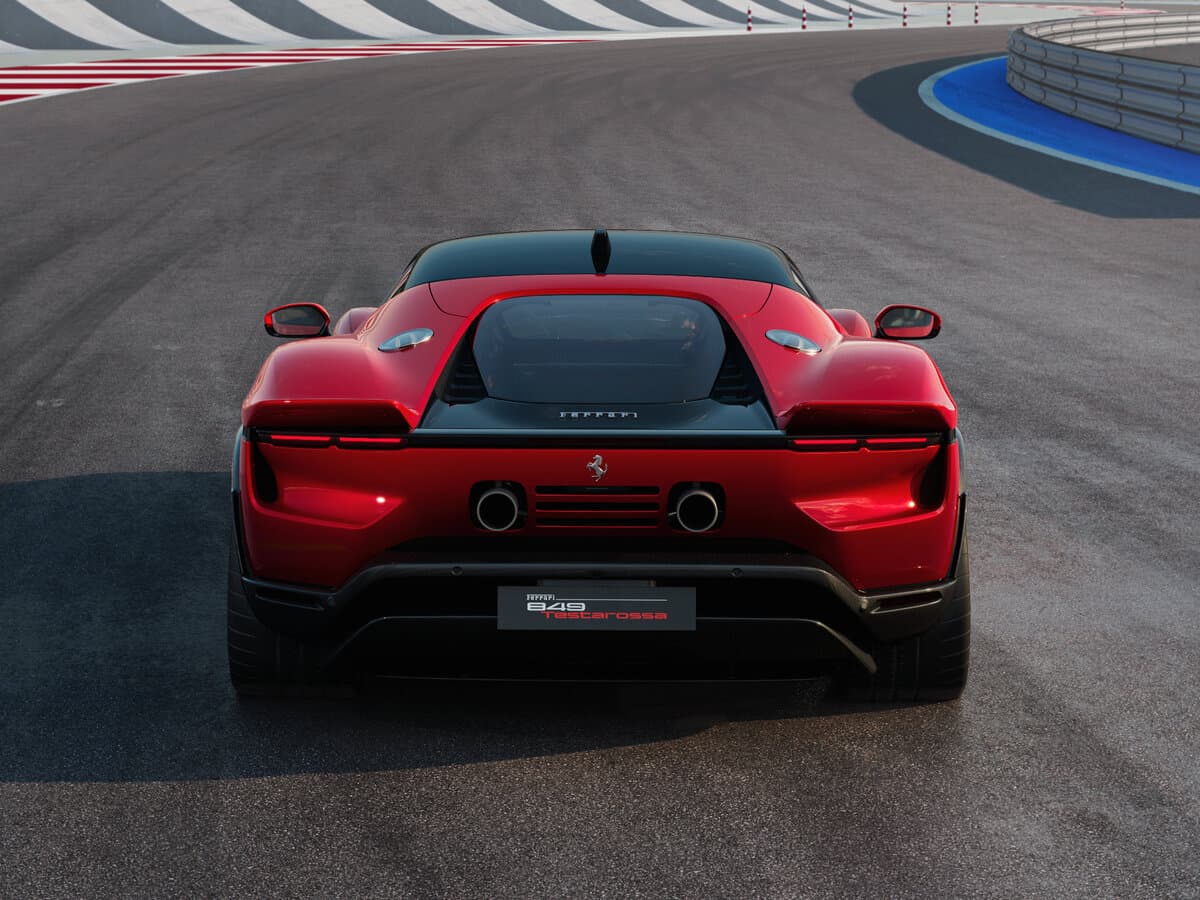Ferrari 849 Testarossa 2025 – indiyədək — Arxadan