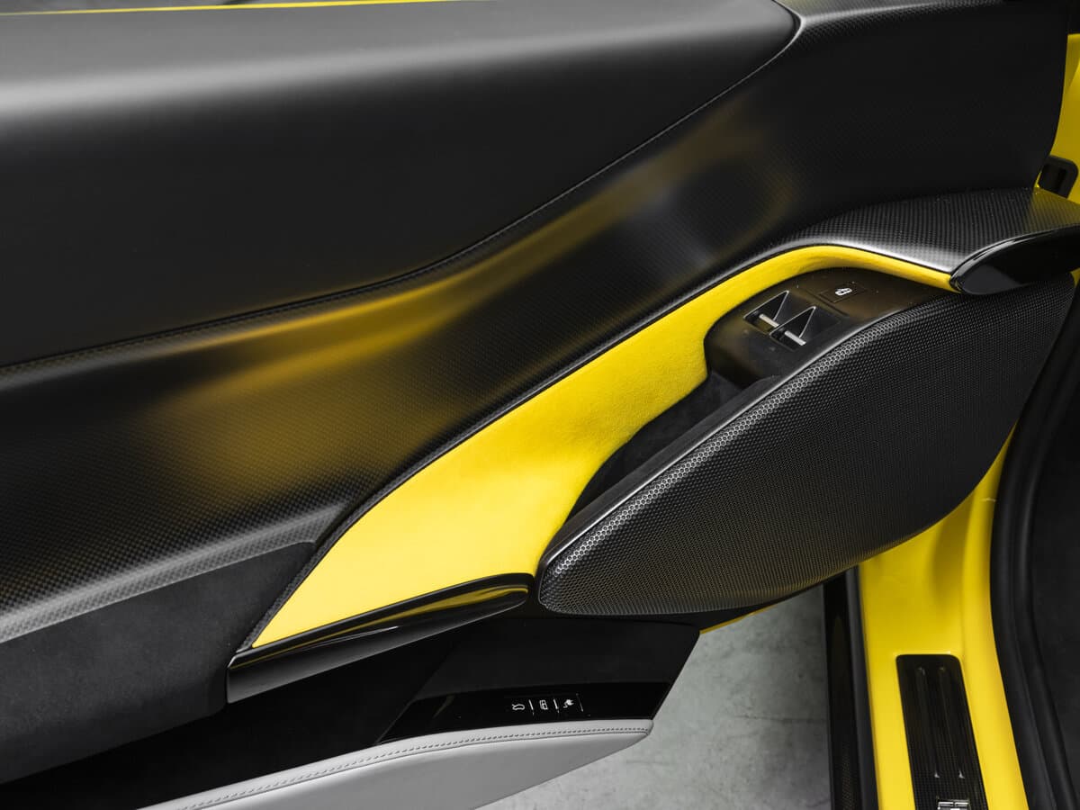 Ferrari 849 Testarossa 2025 – indiyədək — Qapı