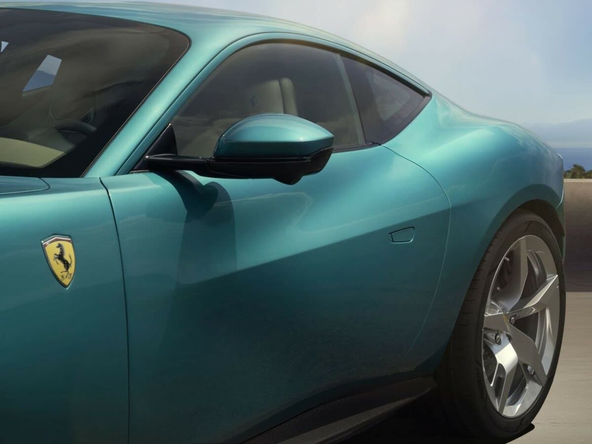 Ferrari Amalfi 2025 – indiyədək — Yan güzgü