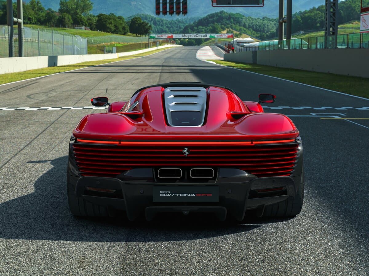 Ferrari Daytona SP3 2022 – indiyədək — Arxadan