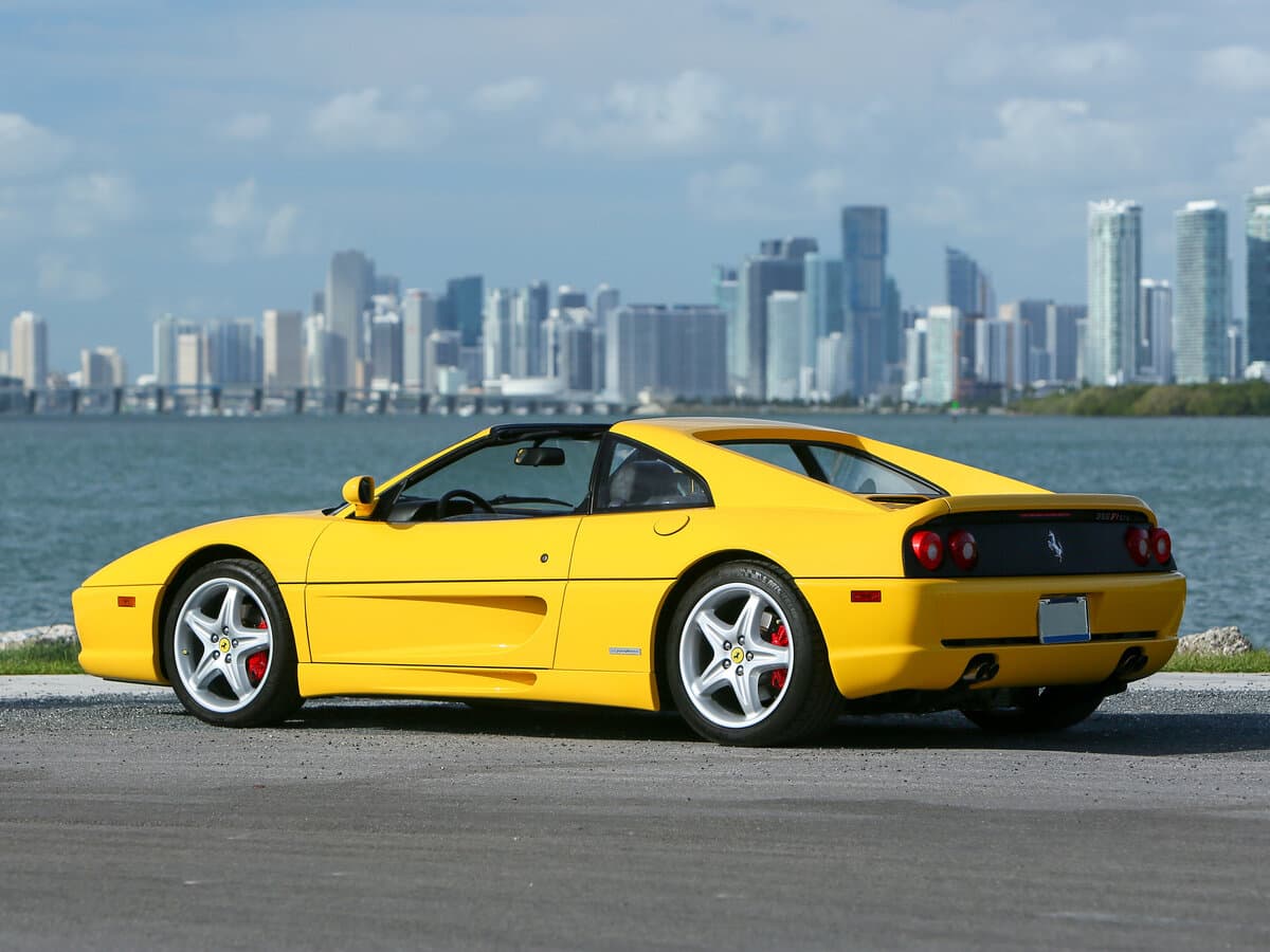 Ferrari F355 1994 – 1999 — 3/4 arxadan