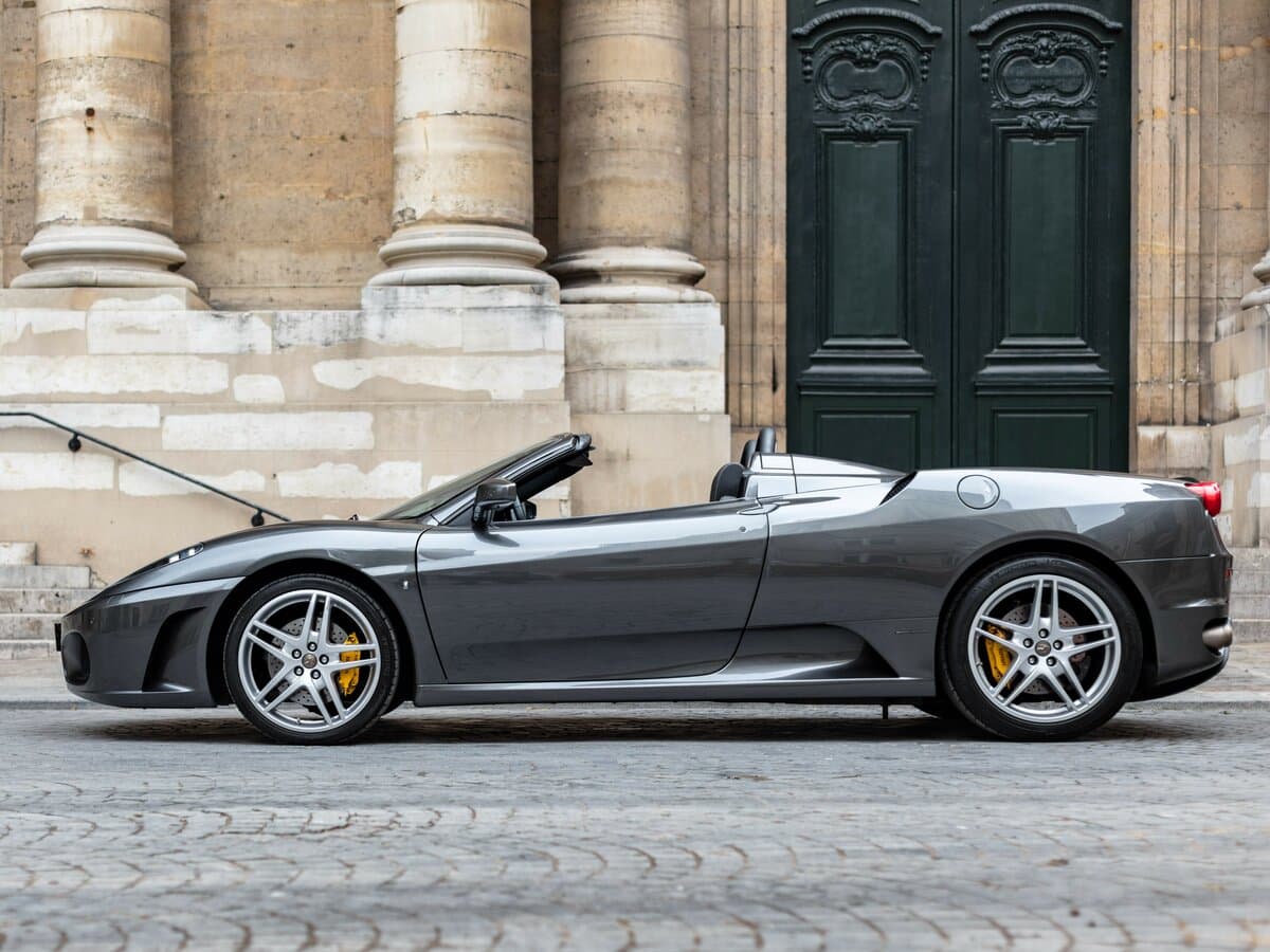 Ferrari F430 2004 – 2009 — Yandan