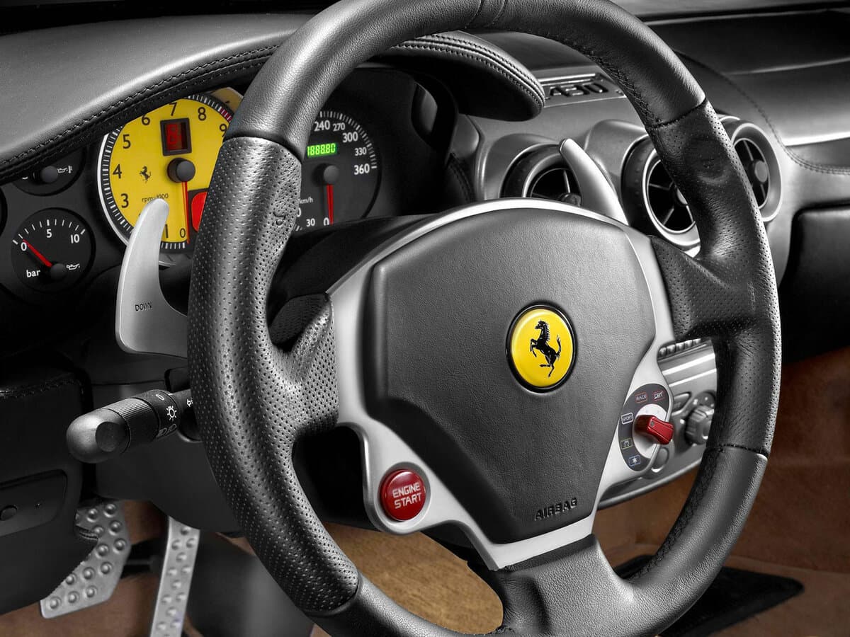 Ferrari F430 2004 – 2009 — Sükan