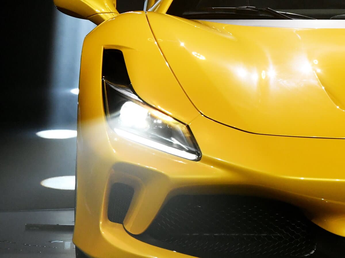Ferrari F8 2019 – 2023 — Fara