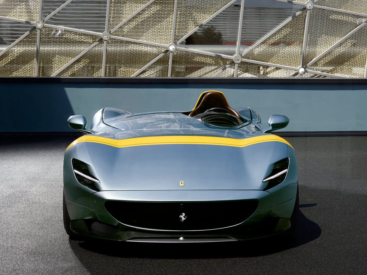 Ferrari Monza SP 2019 – 2022 — Öndən
