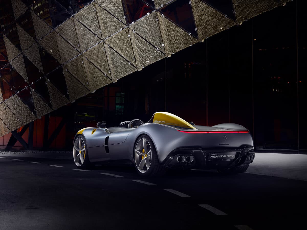 Ferrari Monza SP 2019 – 2022 — 3/4 arxadan