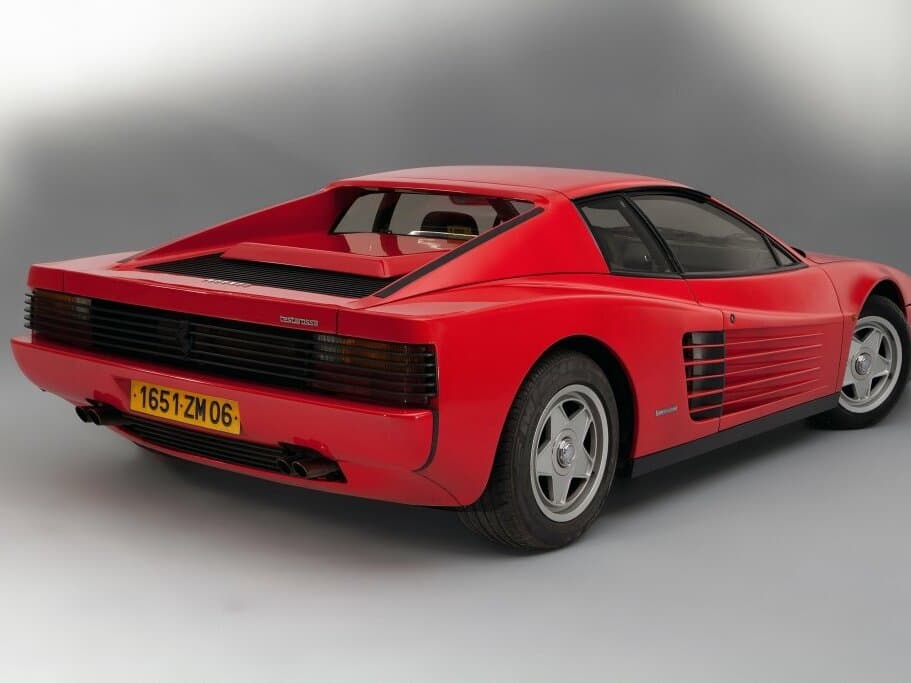 Ferrari Testarossa 1984 – 1991 — 3/4 arxadan
