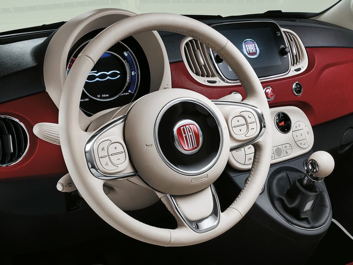 Fiat 500 II Restayling — Sükan