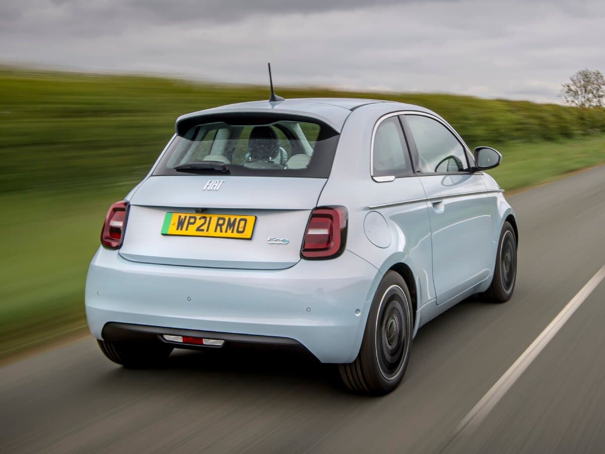 Fiat 500 III — 3/4 arxadan
