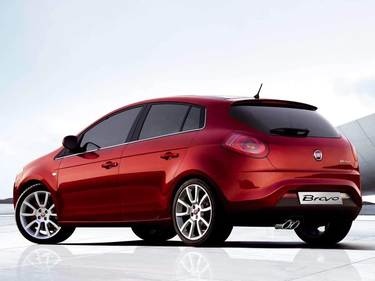 Fiat Bravo II — 3/4 arxadan