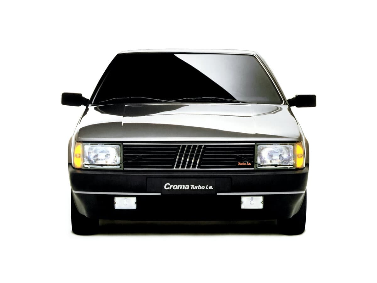Fiat Croma I — Öndən