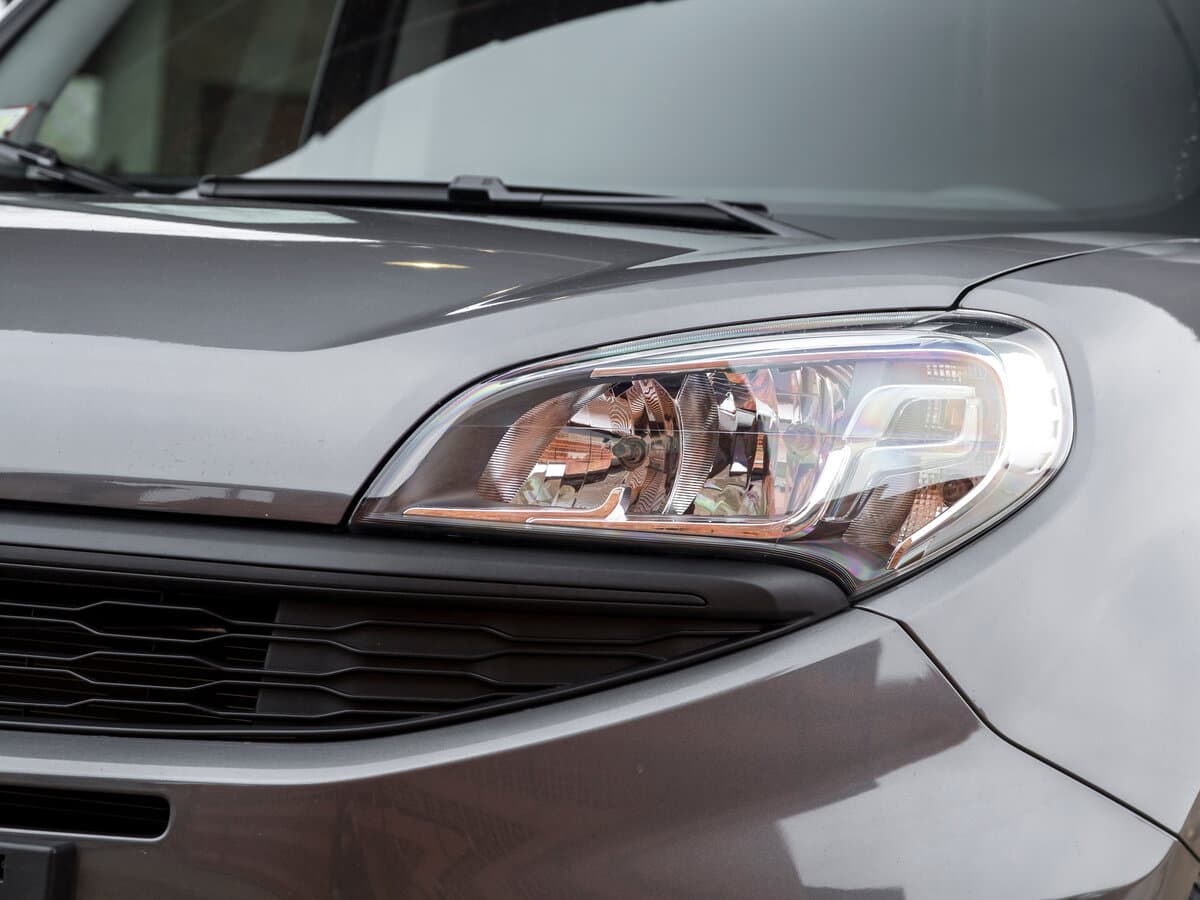 Fiat Doblo II Restayling — Fara