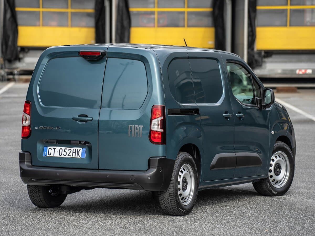Fiat Doblo III Restayling — 3/4 arxadan