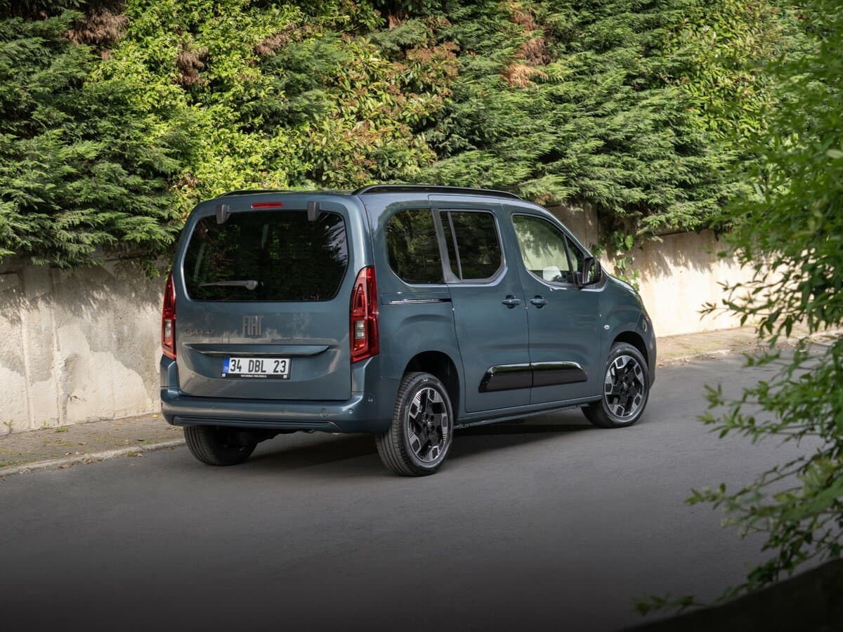 Fiat Doblo III Restayling — 3/4 arxadan