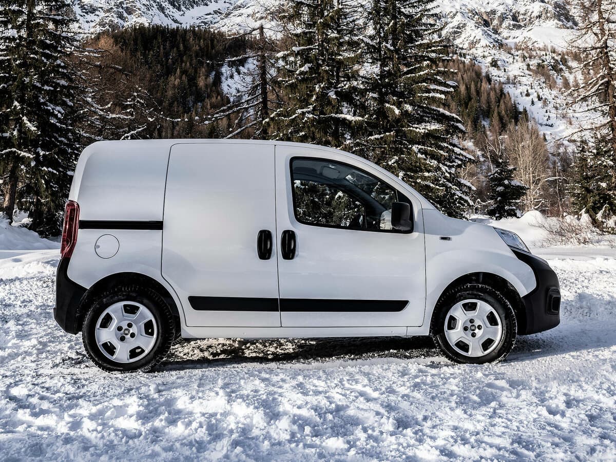 Fiat Fiorino III Restayling — Yandan