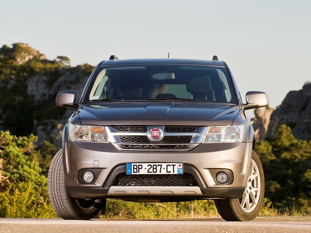 Fiat Freemont 2011 – 2016 — Öndən