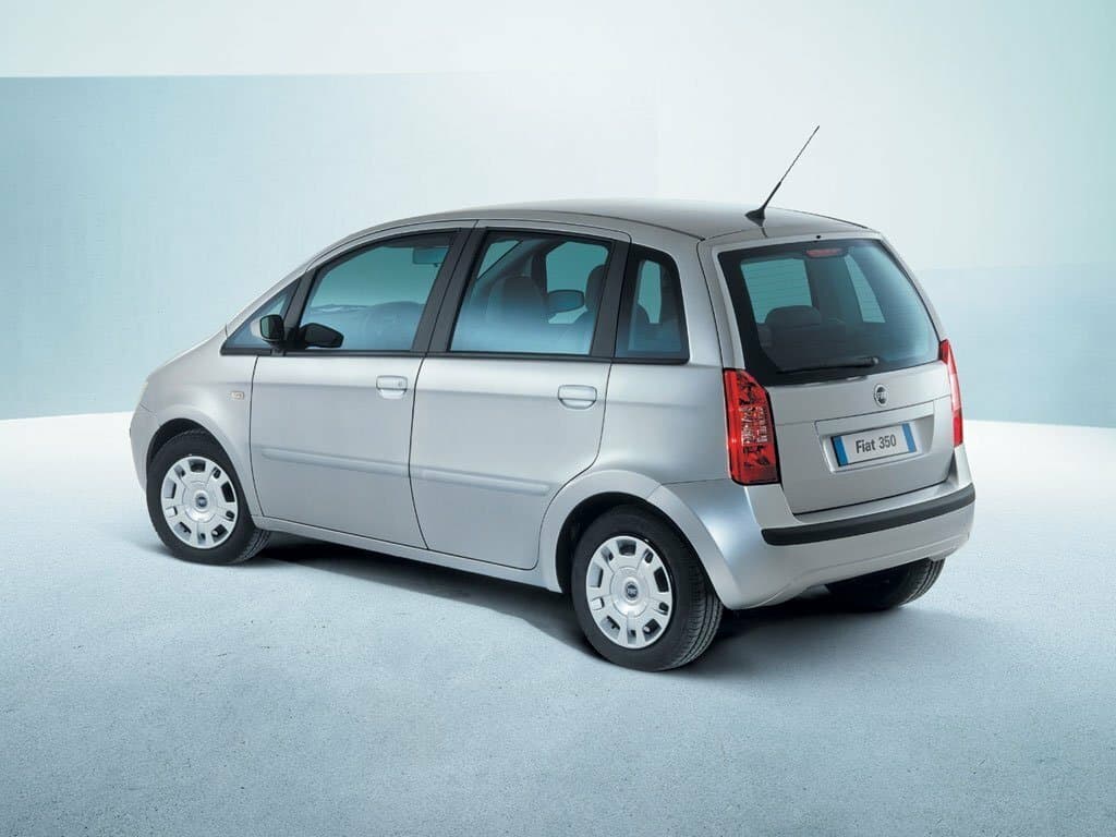 Fiat Idea 2003 – 2016 — 3/4 arxadan
