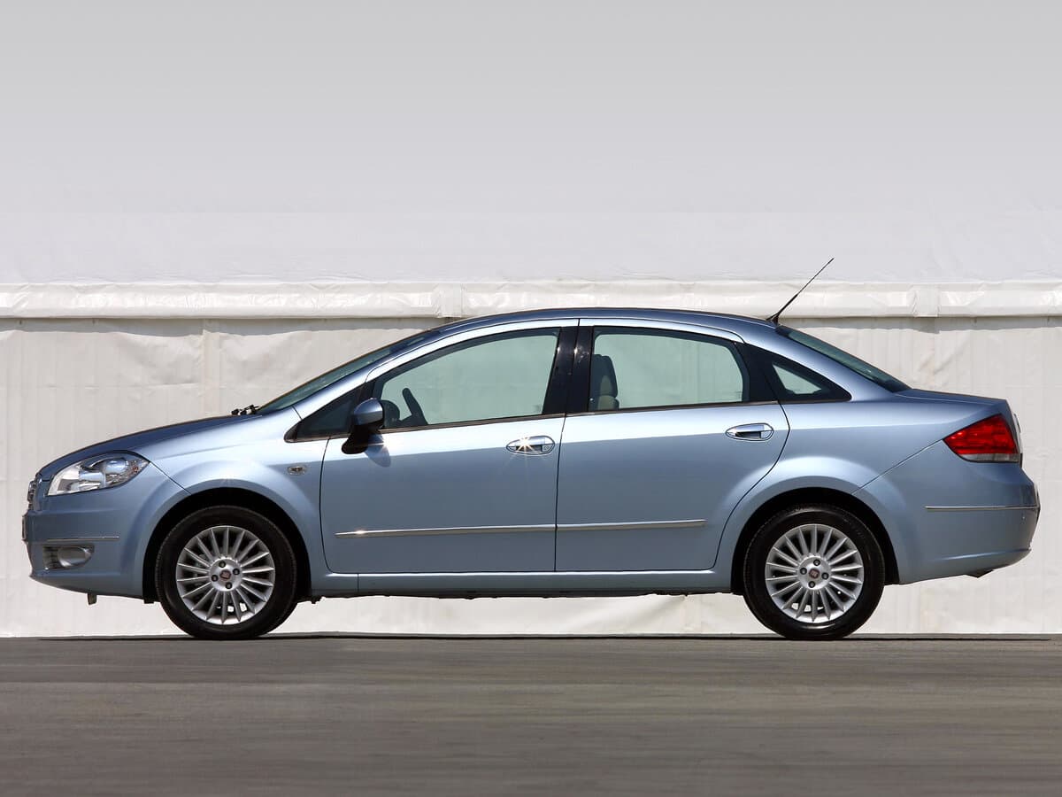 Fiat Linea 2007 – 2018 — Yandan
