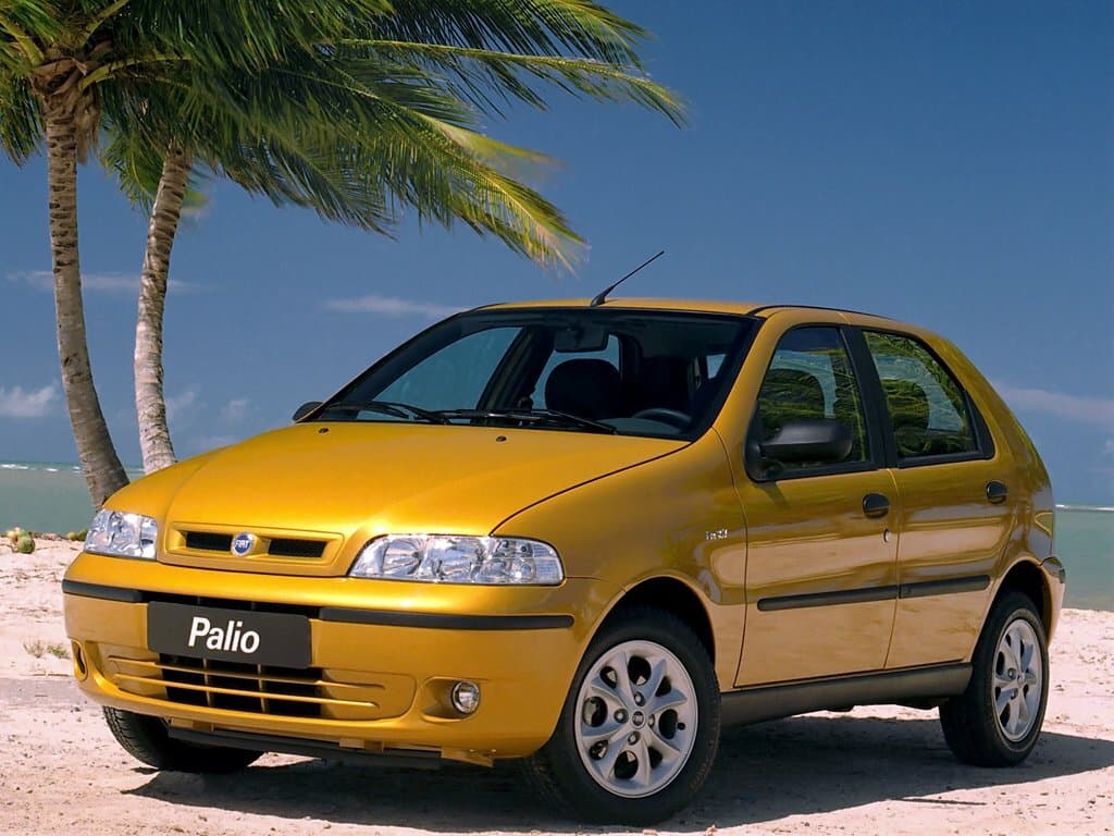 Fiat Palio I Restayling — Yandan