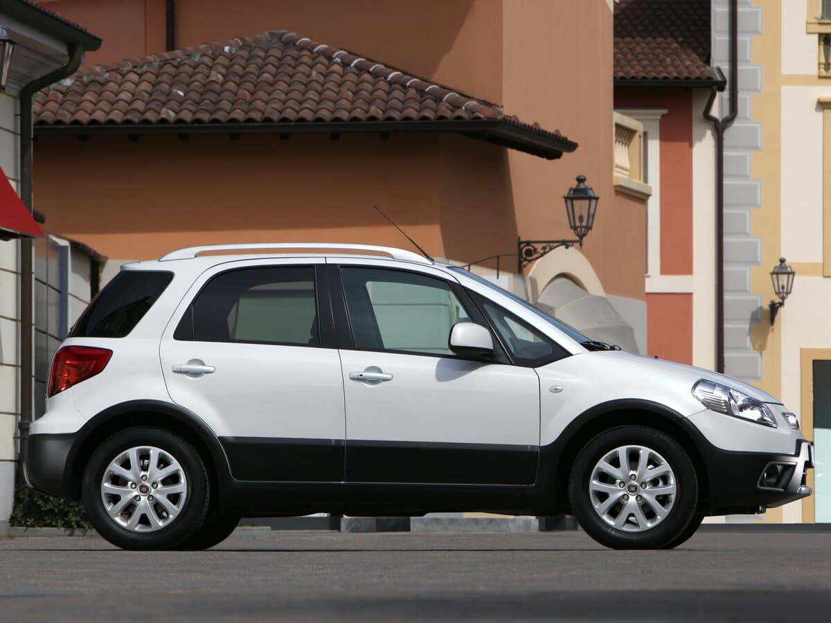 Fiat Sedici 2005 – 2014 — Yandan