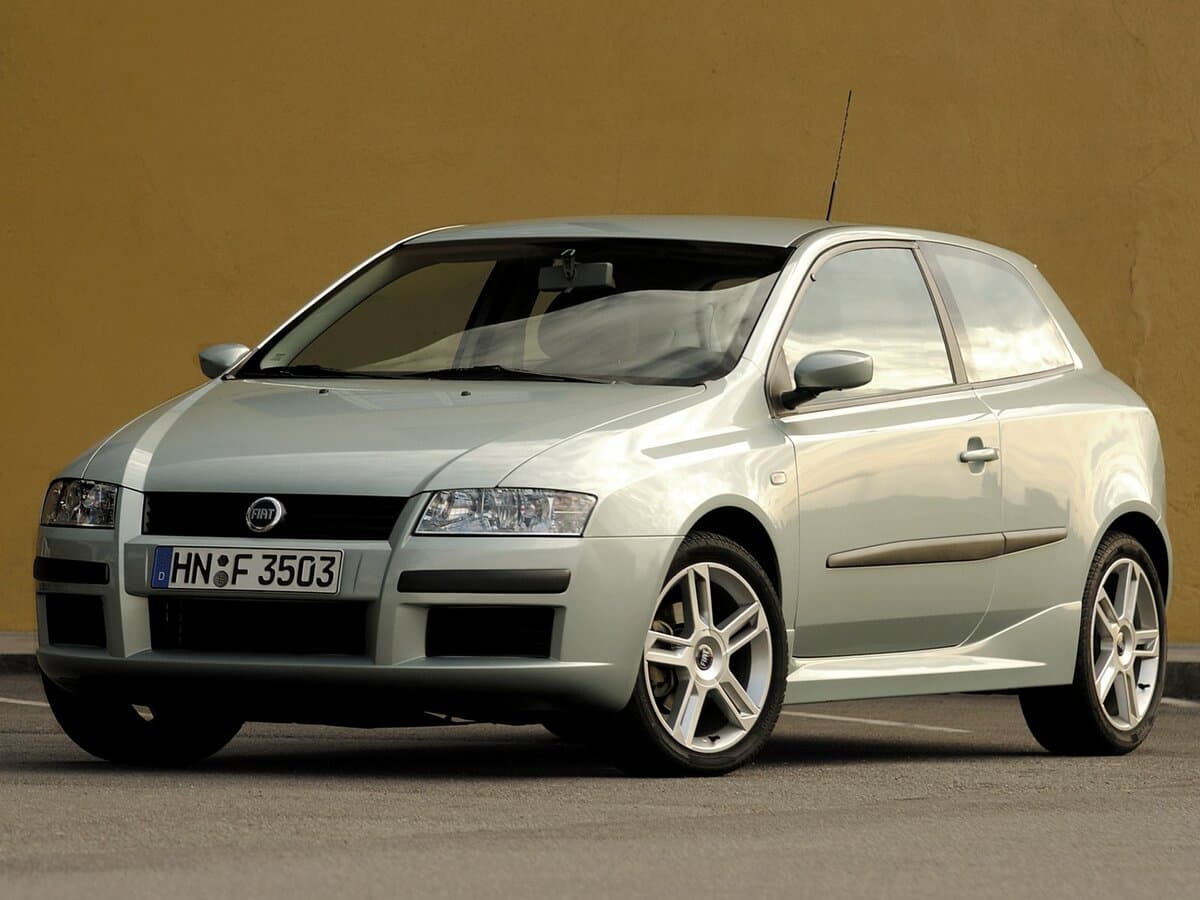 Fiat Stilo 2001 – 2007 — Əsas şəkil