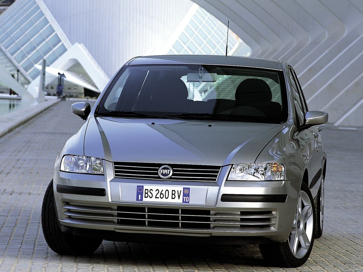 Fiat Stilo 2001 – 2007 — Öndən