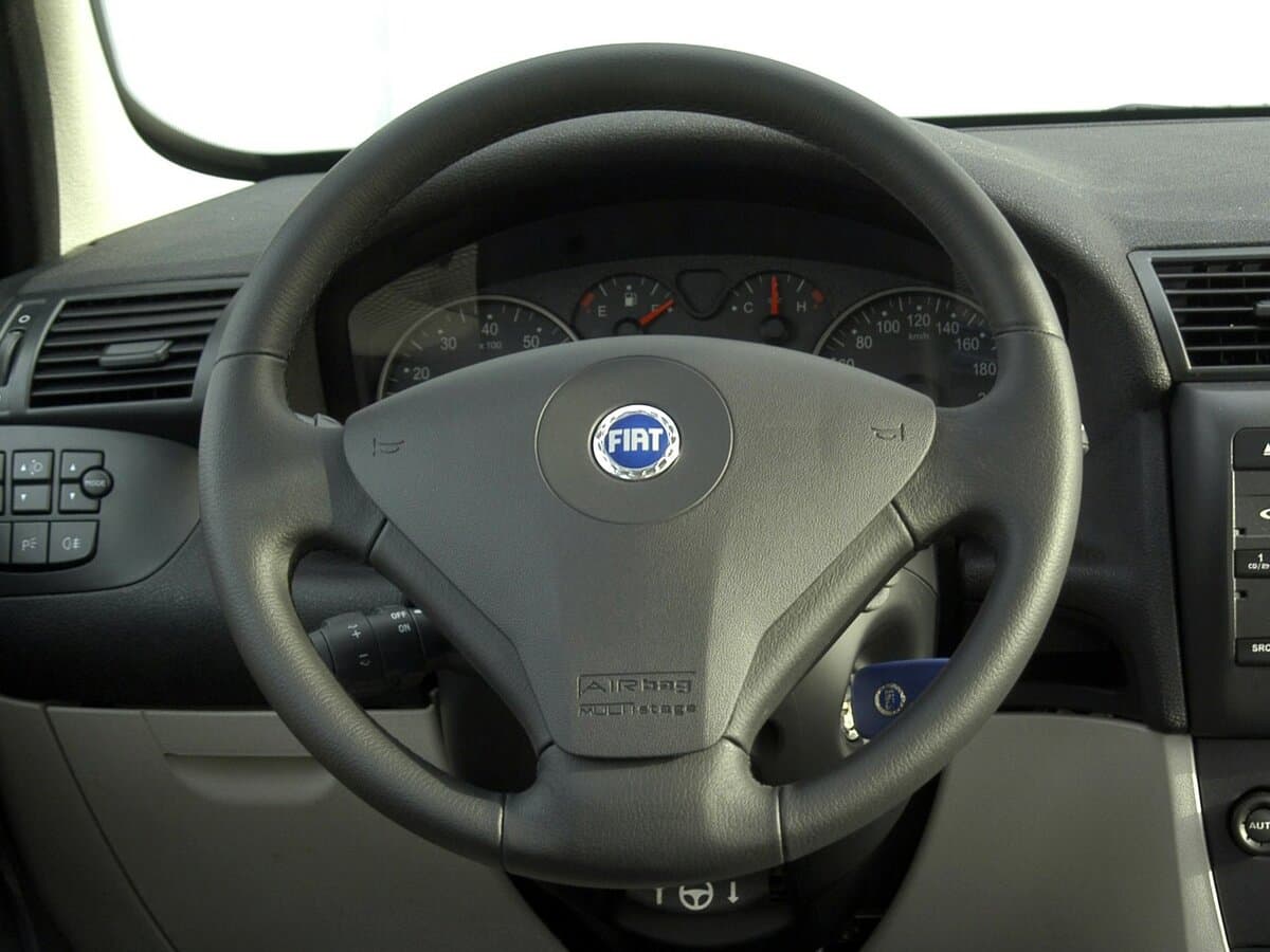 Fiat Stilo 2001 – 2007 — Sükan