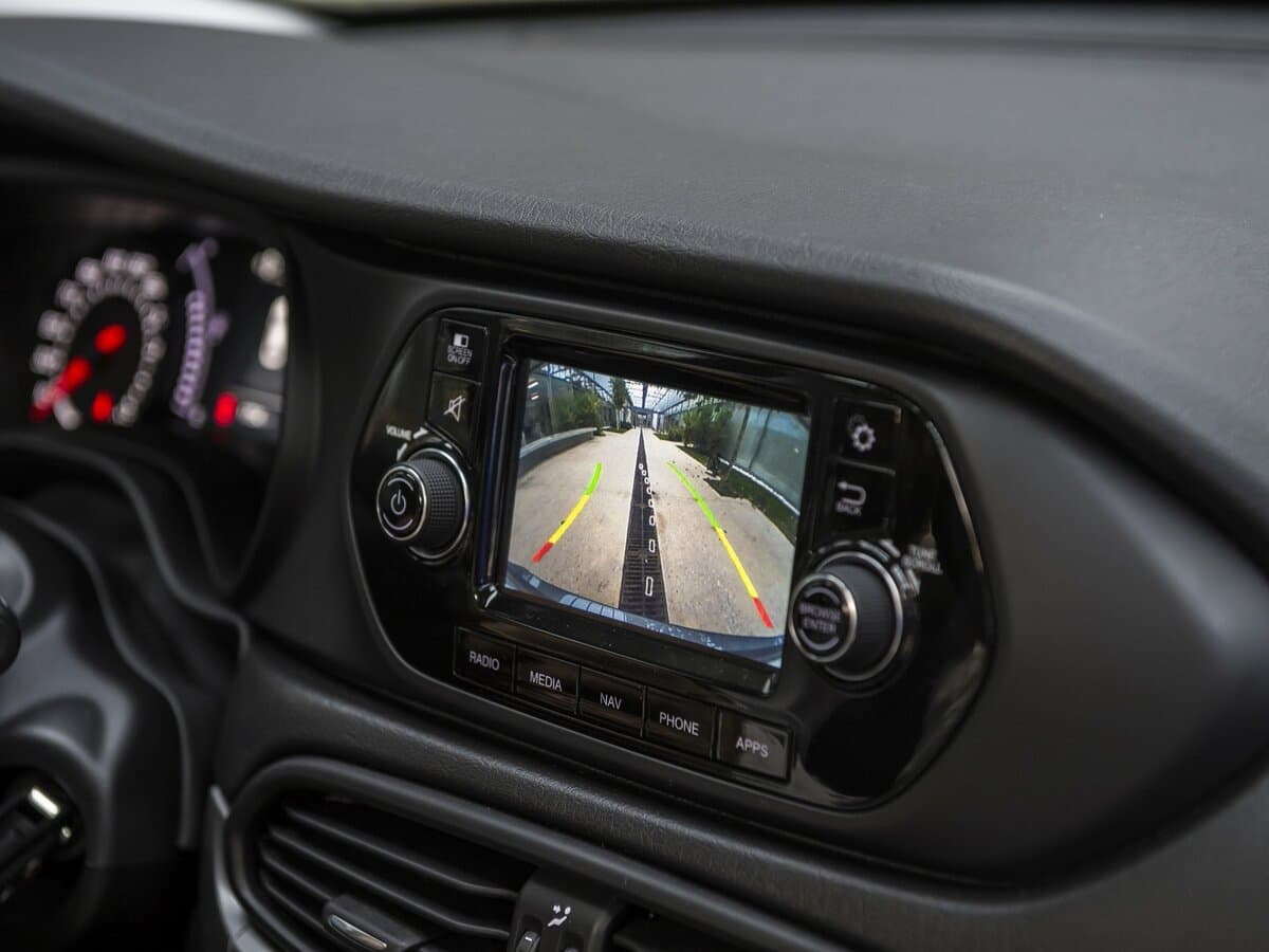 Fiat Tipo 356 — Salon, arxadan