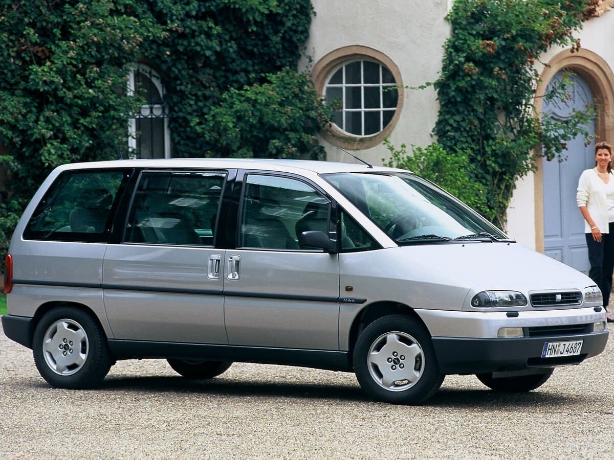 Fiat Ulysse I Restayling — Yandan