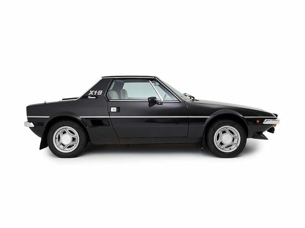 Fiat X 1/9 1972 – 1989 — Yandan