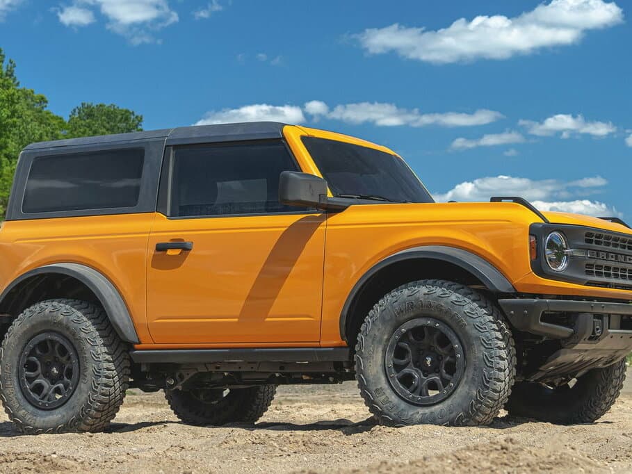 Ford Bronco VI — Yandan