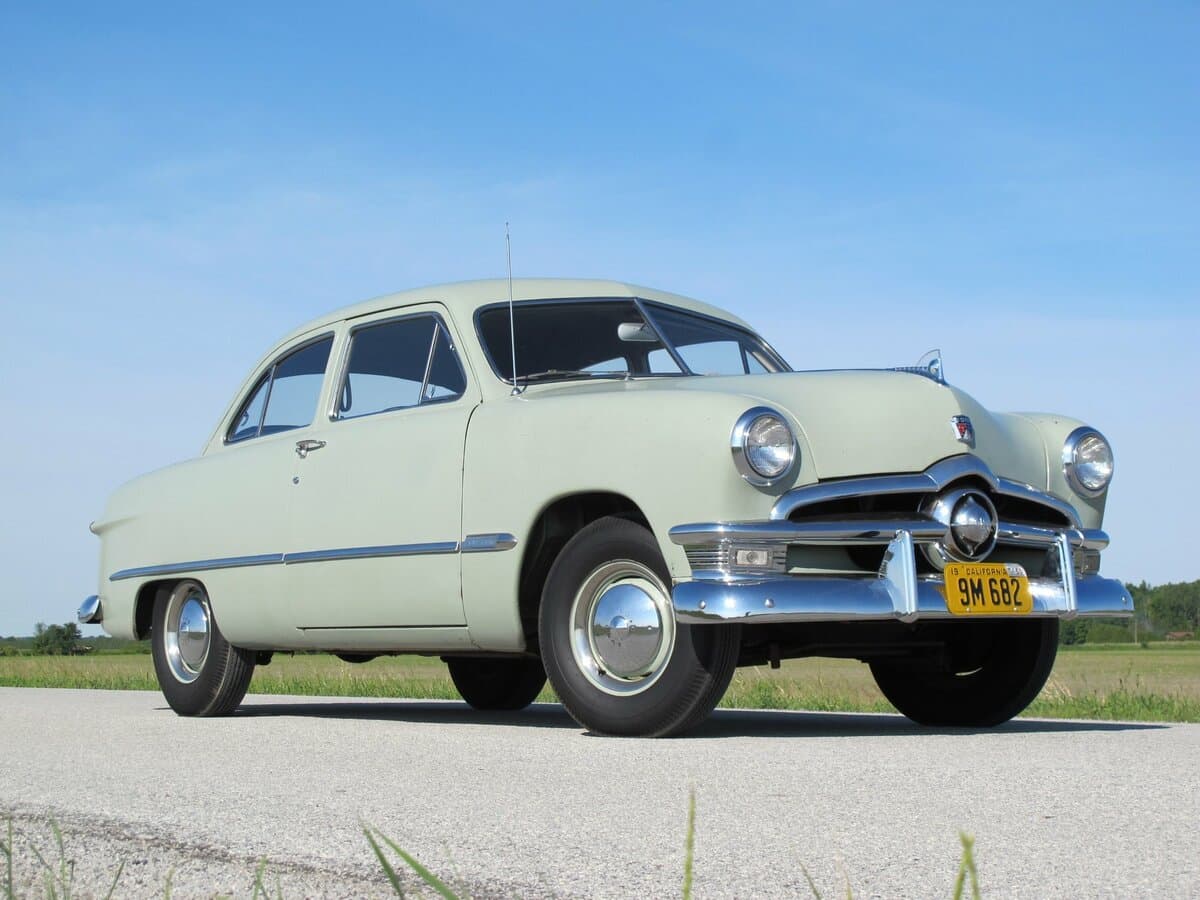 Ford Custom 1949 – 1955 — Əsas şəkil