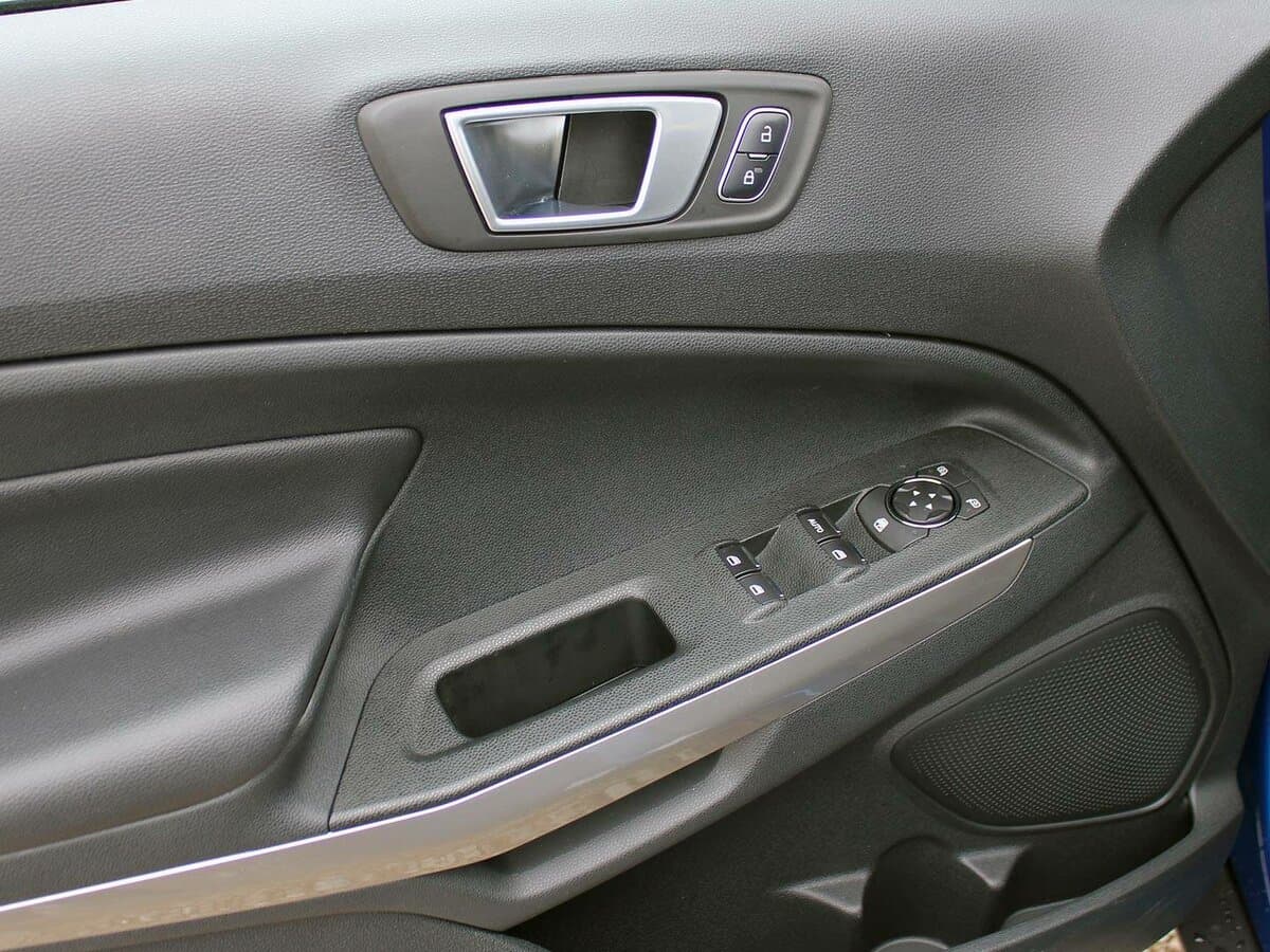 Ford EcoSport II Restayling — Qapı