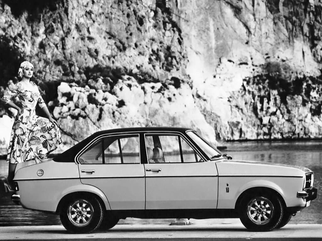 Ford Escort II — Yandan