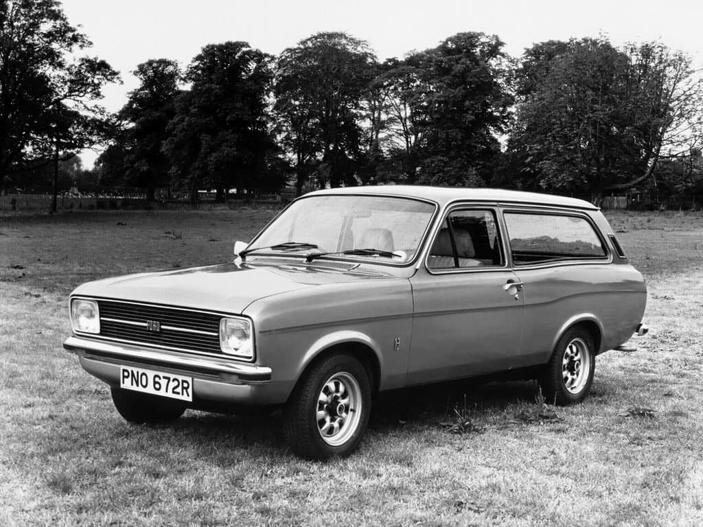 Ford Escort II — öndən görünüş