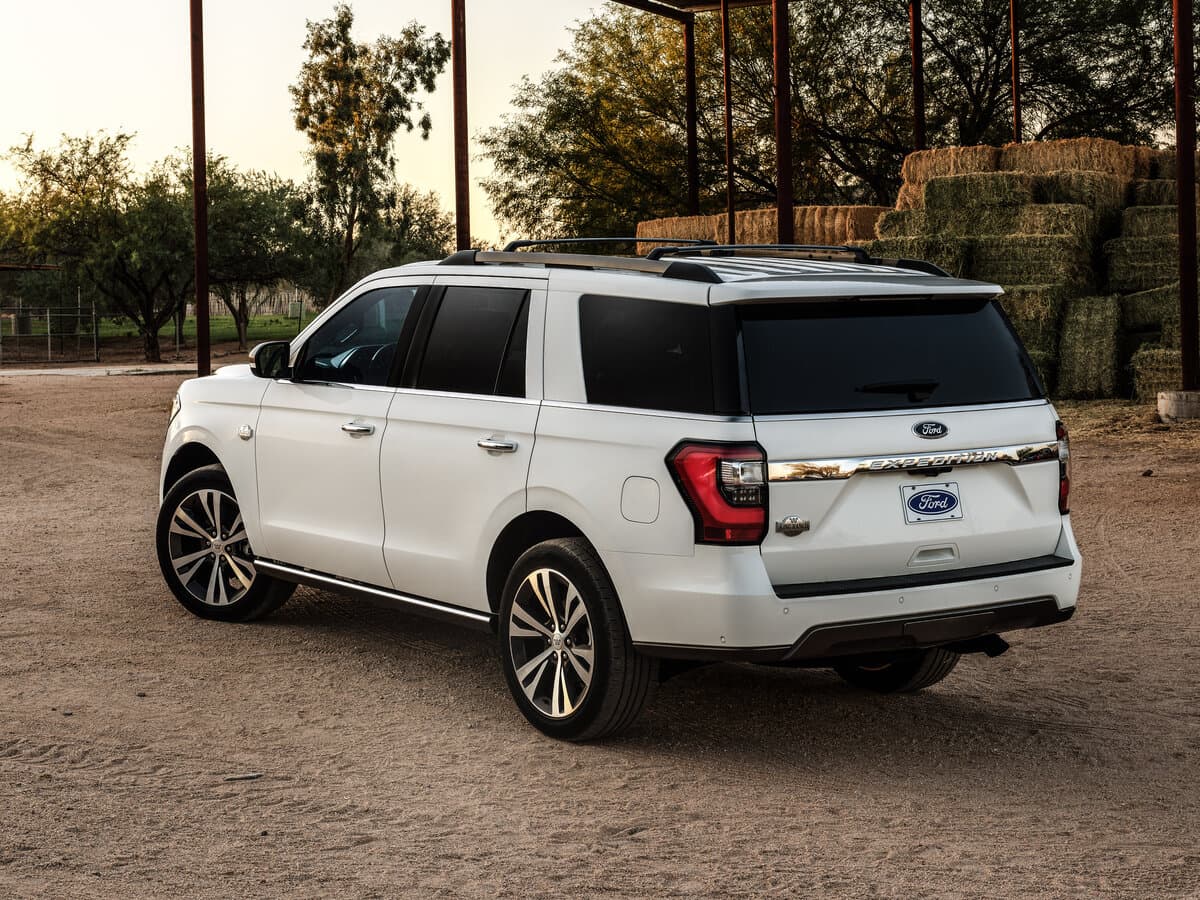 Ford Expedition IV — 3/4 arxadan