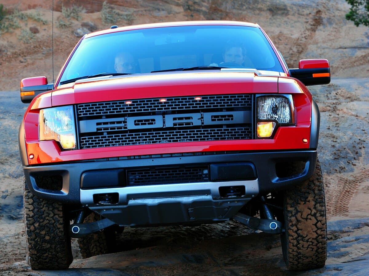 Ford F-150 XII — Öndən