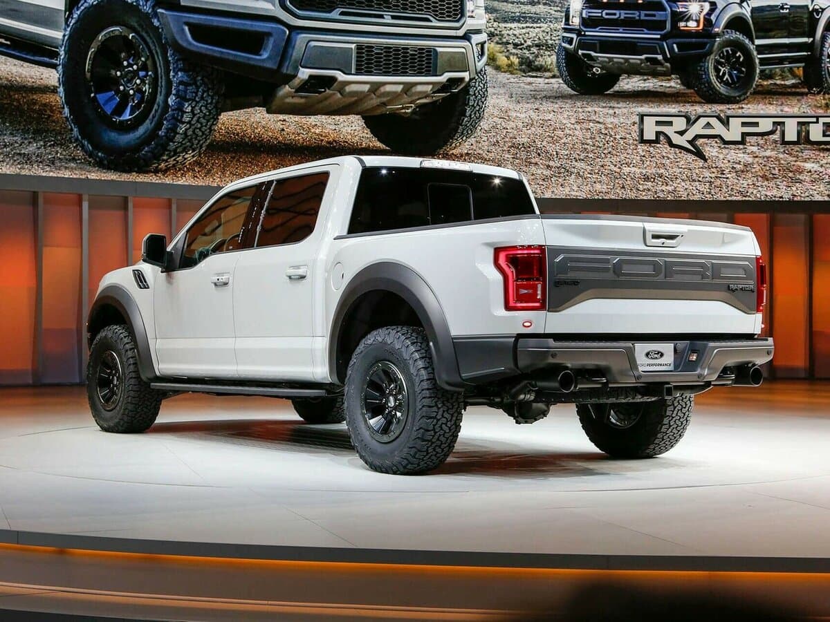 Ford F-150 XIII — 3/4 arxadan