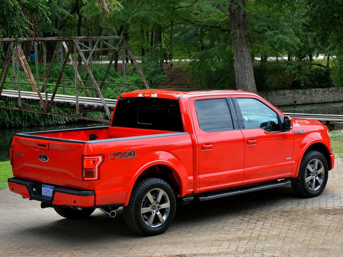 Ford F-150 XIII — 3/4 arxadan