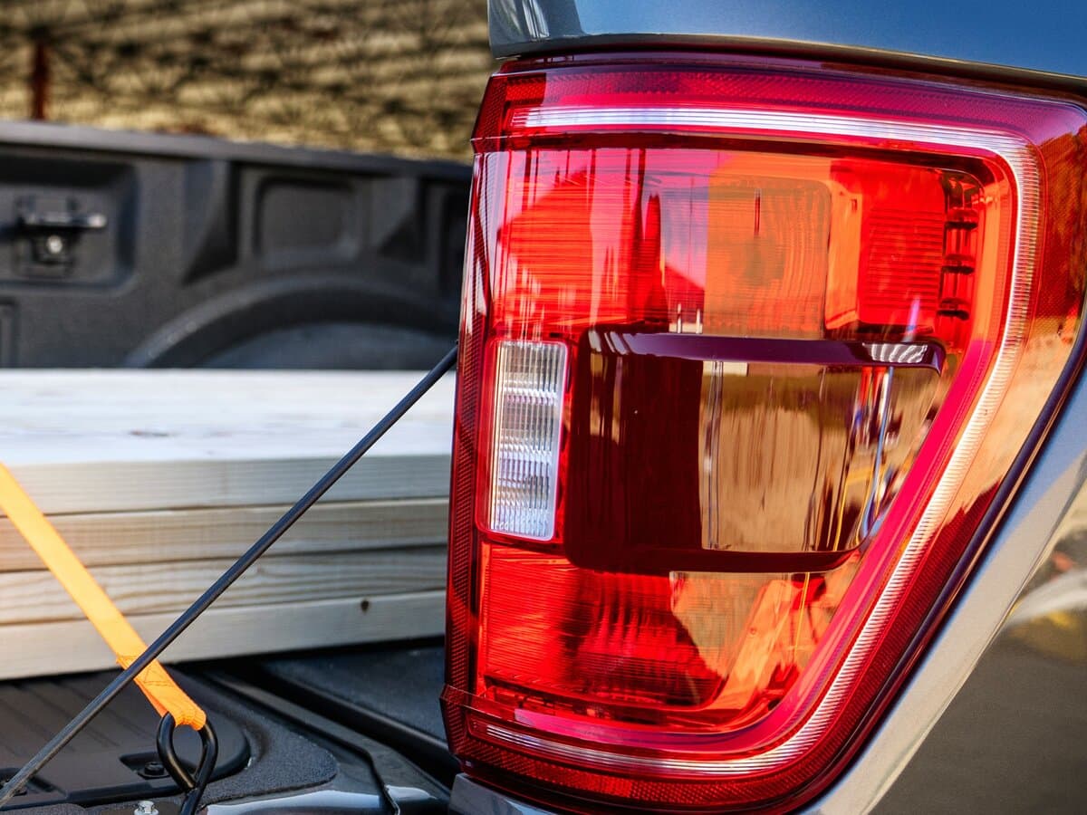 Ford F-150 XIV — Detal