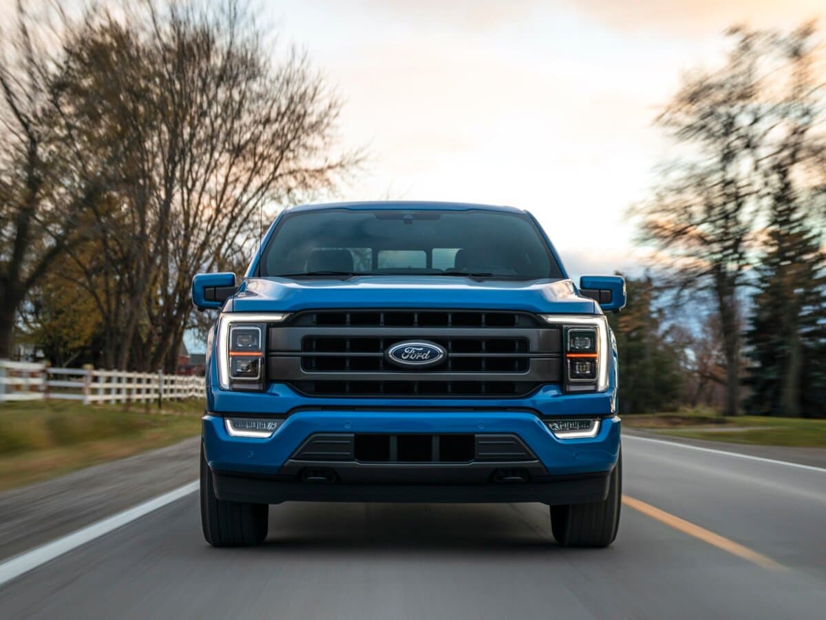 Ford F-150 XIV — Öndən