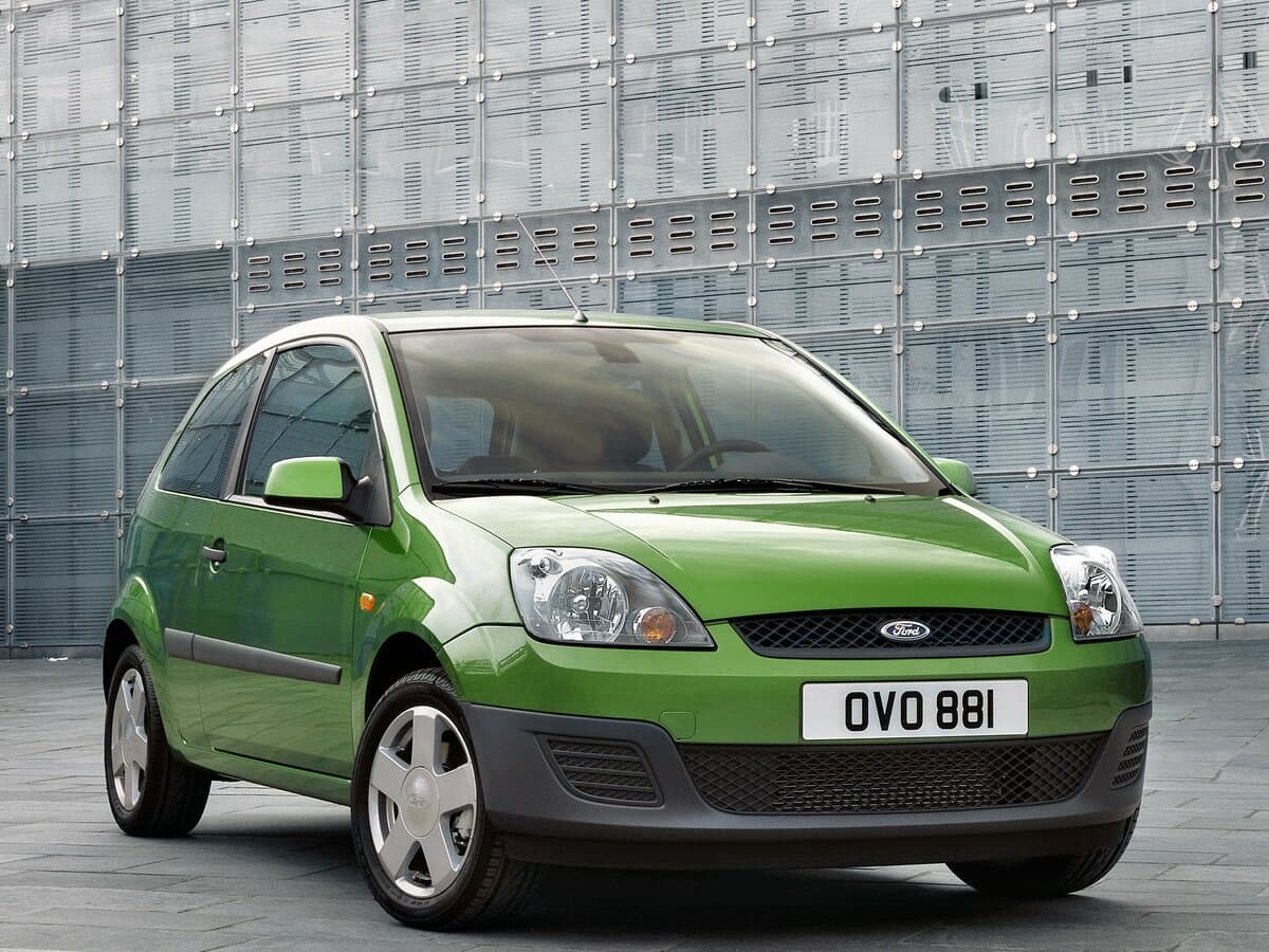 Ford Fiesta Mk5 — Öndən