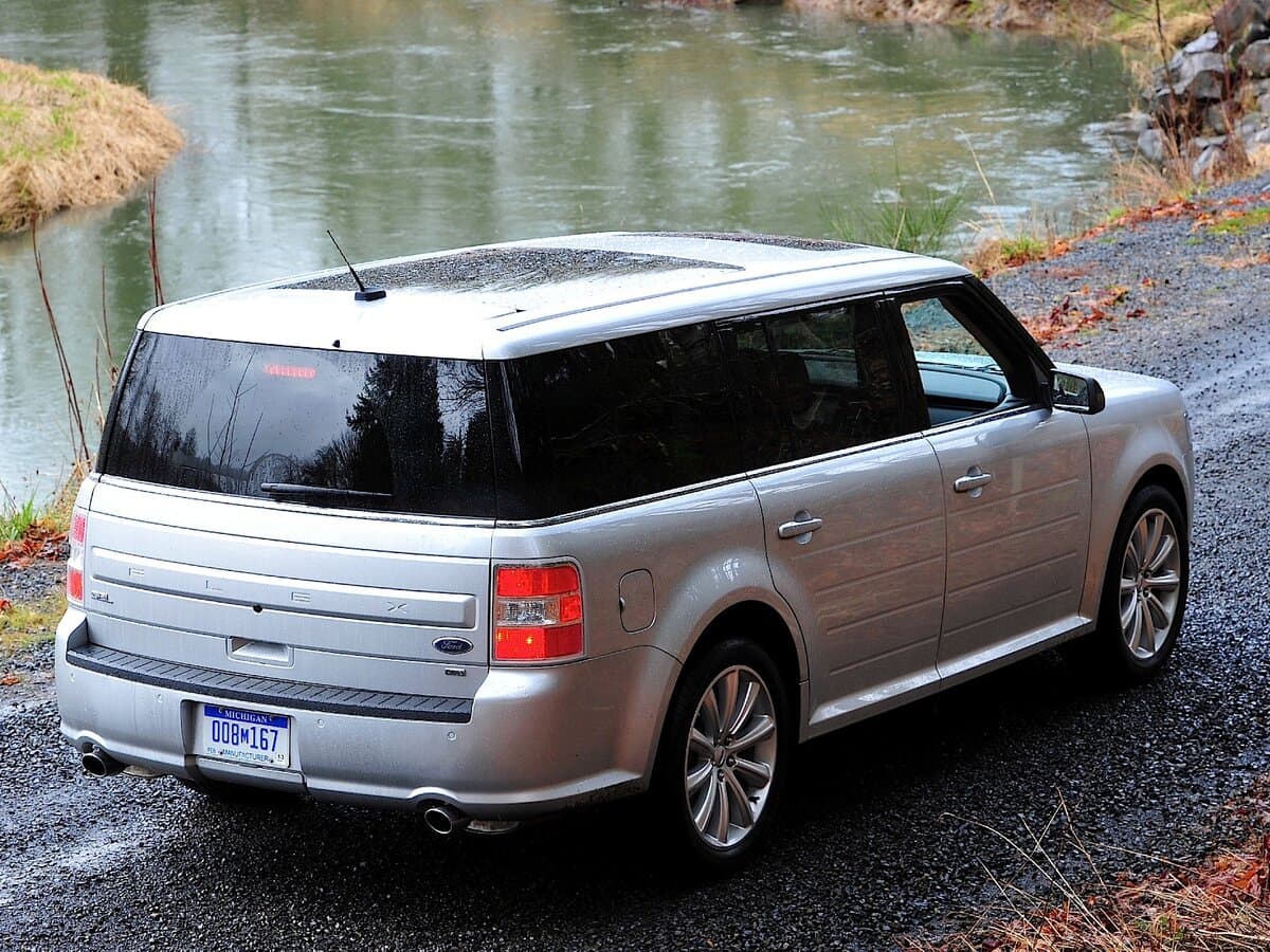 Ford Flex I Restayling — 3/4 arxadan