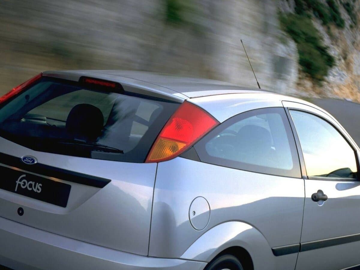 Ford Focus I — Detal
