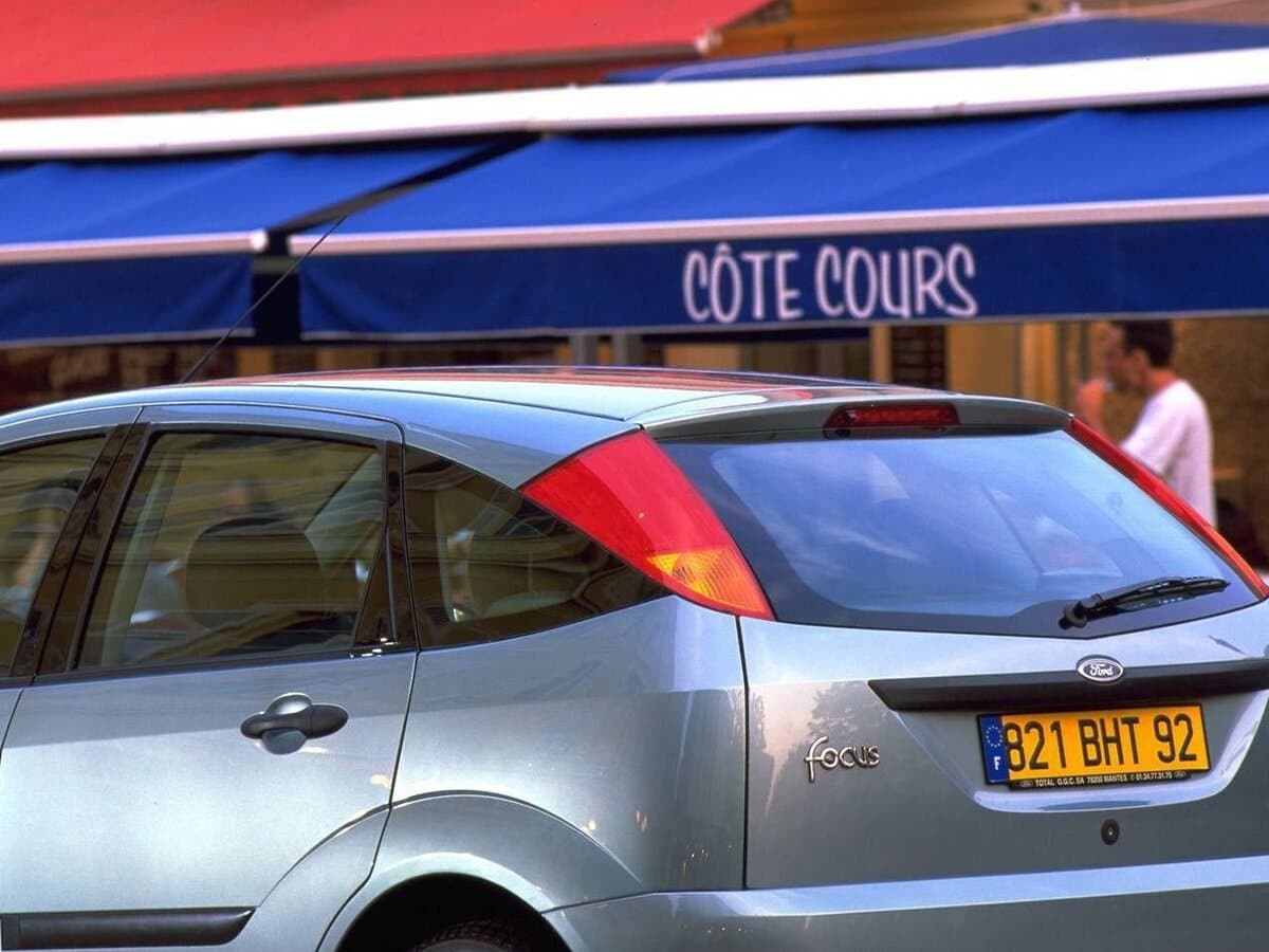 Ford Focus I — Detal