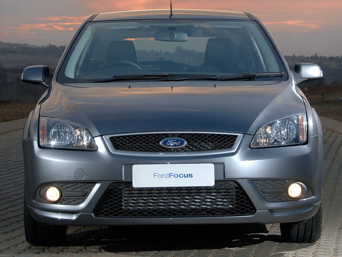 Ford Focus II — Öndən